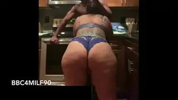 Tattooed thick wife