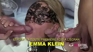 Emma Klein Superbe Femme Prise Par Deux Hommes