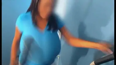 Tits bounce