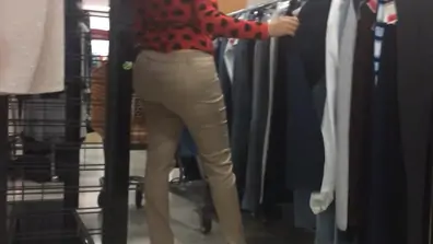 Latina milf with heart shaped butt