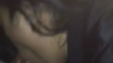 Donna gives car blowjob