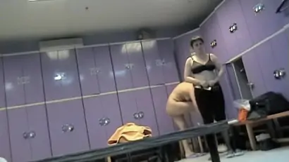 Black lingerie amateur on dressing room cam