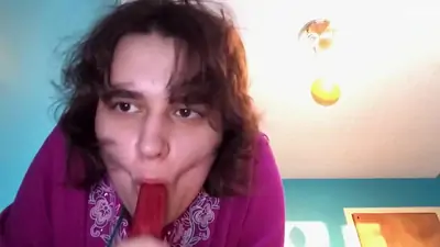 How to suck a dick by using a fruity popcycle