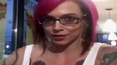 Anna bell peaks goes bra shopping