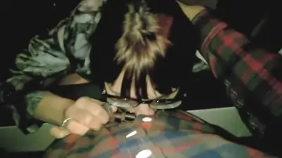 Hard teen 18 facefack and cumshot in the parking