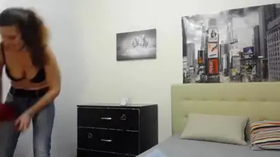 Julietta1 webcam show at 04 11 15 01 01 from chaturbate