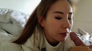 A redhead teen 18 is getting cumshot