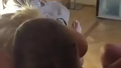 German girls fucking and taking on periscope