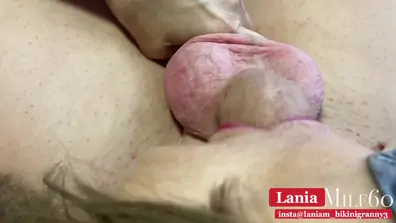 Milf closeup swallow semen cum in mouth