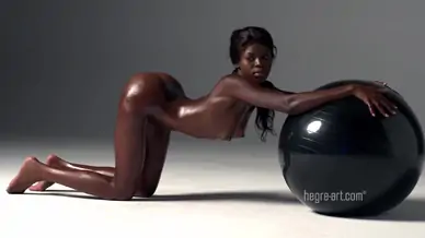 Simone behind the scenes