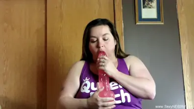 Sexy bbw exercise ball blowjob sexynebbw