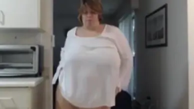 Awesome streaptease from beautyful mature