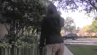 Brianna bella show off her booty in the backseat