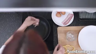Tempting teen 18 michelle can gives a guy bj and then he screws her