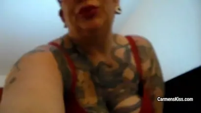 Fat step mom carmen de la vega shakes her ass while smoking vape