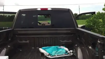 Super milf goes dogging