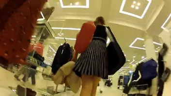 Gold upskirt 3 1