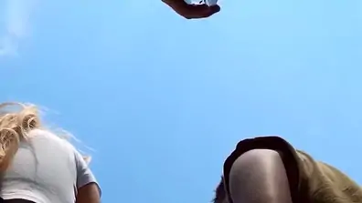 Upskirt king 381