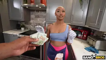 Thick ass daphne the thickest cums the quickest