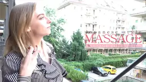 Young white wife takes a big cumshot amwf massage
