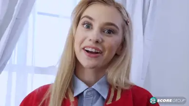 Flat schoolgirl chanel shortcake cums before cheerleading practice