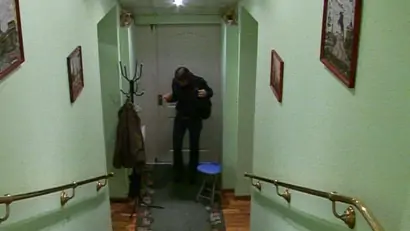 Teen 18 vid from hall