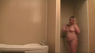 Change room video n 683