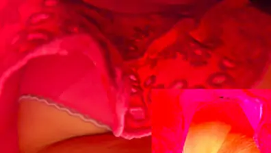 Awesome free upskirt footage of the pretty ass