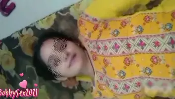 College teacher gets her creamy pussy pumped by a student 18 after class indian hot girl reshma
