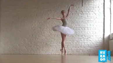 Hd teen 18 flexy babe nude dancing