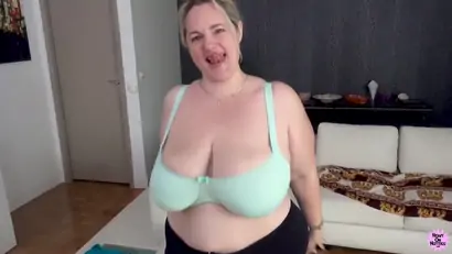 Sophia lola two tons of fun