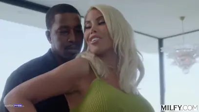 Bridgette b has to give isiah maxwell grunting orgasm and v