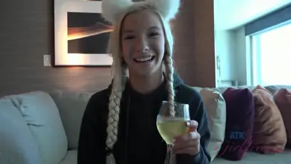 Kenzie reeves in shes so excited to be in vegas with you