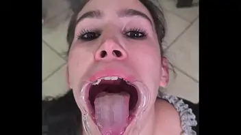 Bizarre disgusting pussy lip dildo fisting