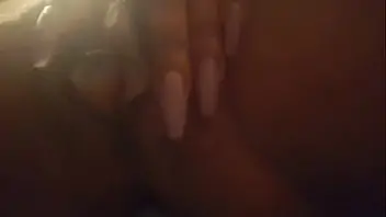 Curvy solo pussy fingering