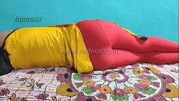 Desi boob sex and saree navel suck