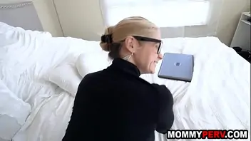 Son watches mom sex